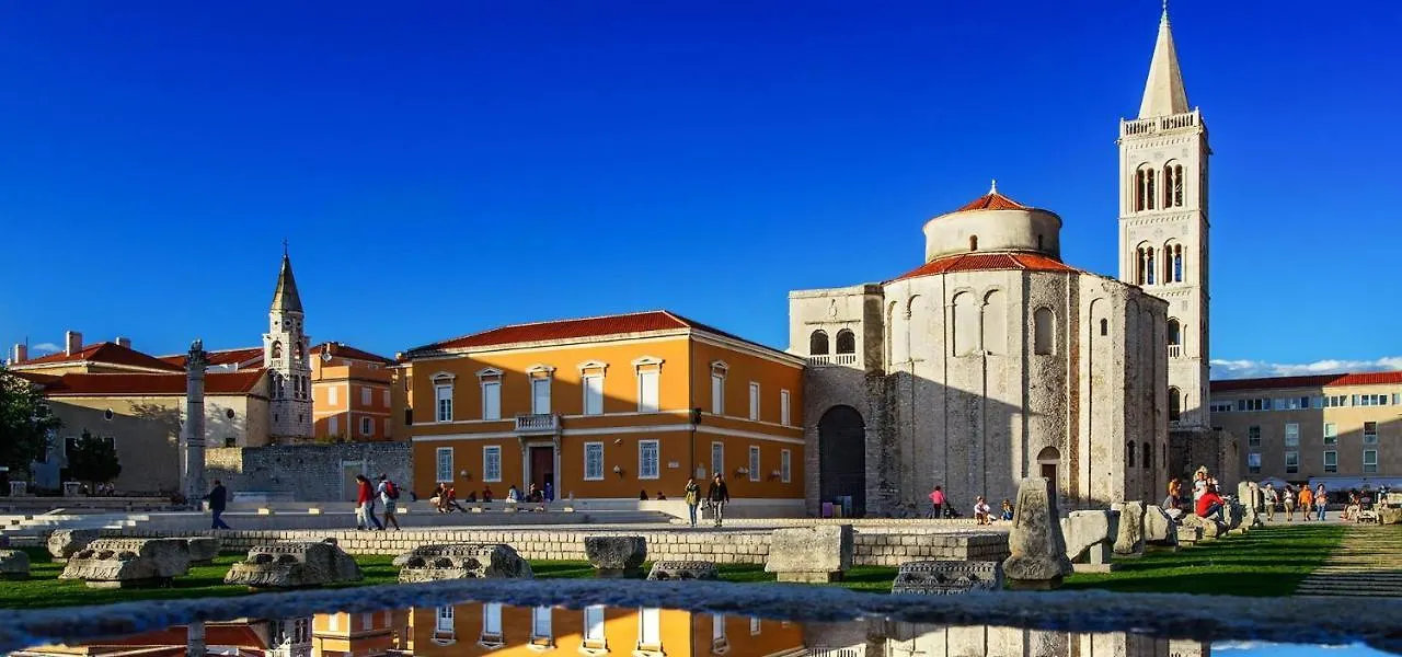 Apartment Petar - 50M From Sea Zadar