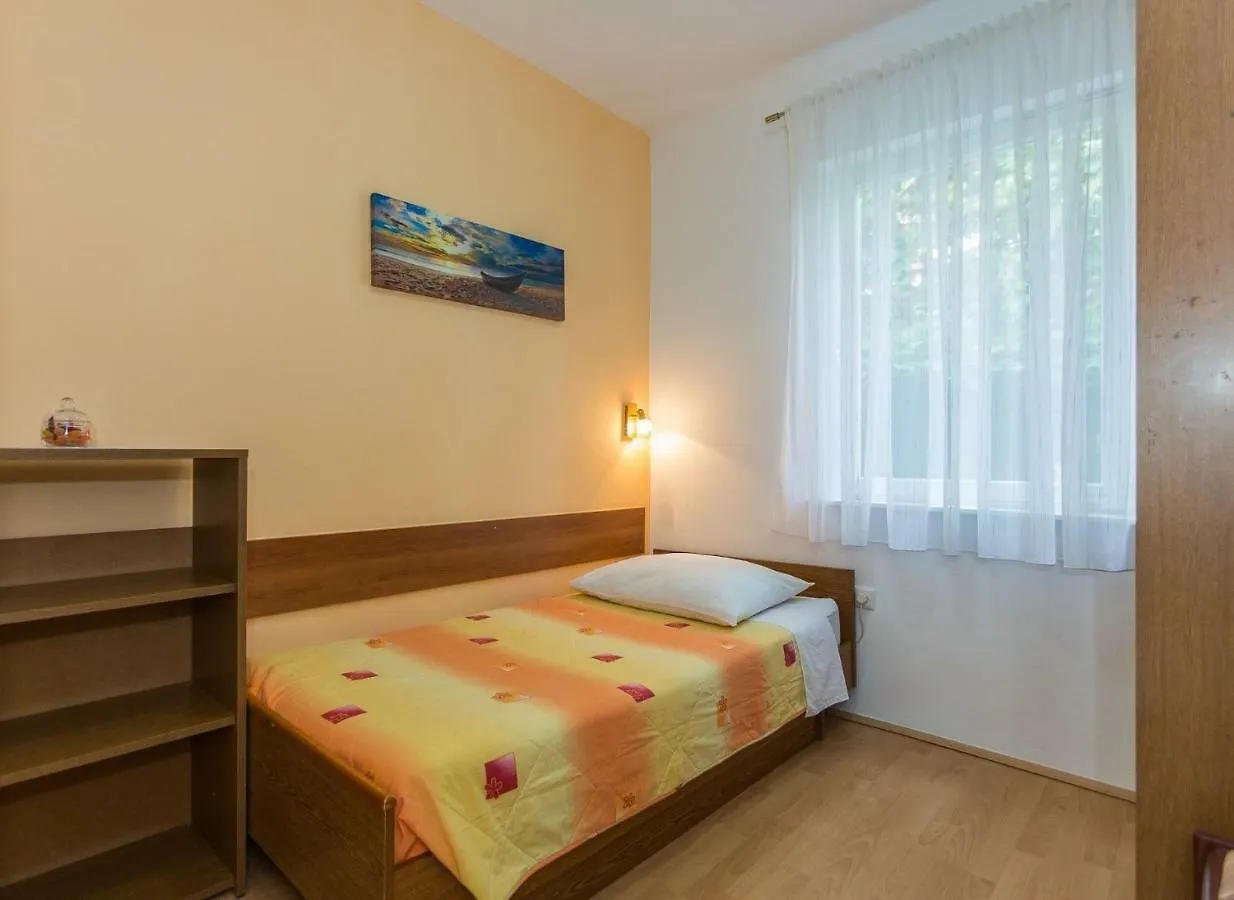 Apartment Petar - 50M From Sea Zadar